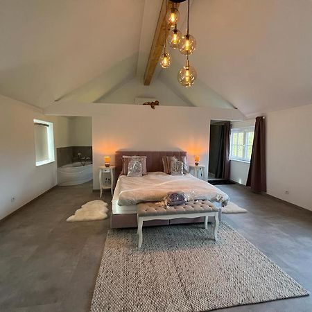 Horse Lodge De Belian Hannut ภายนอก รูปภาพ